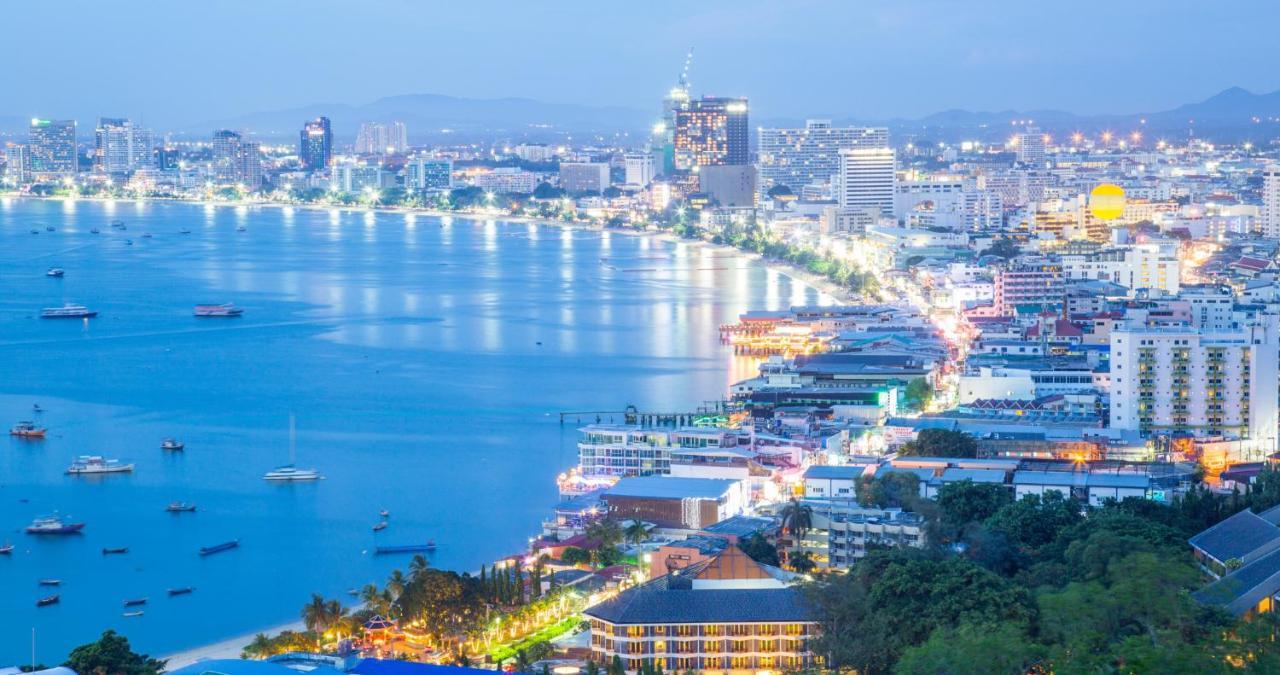 Sailor Hotel Pattaya Esterno foto