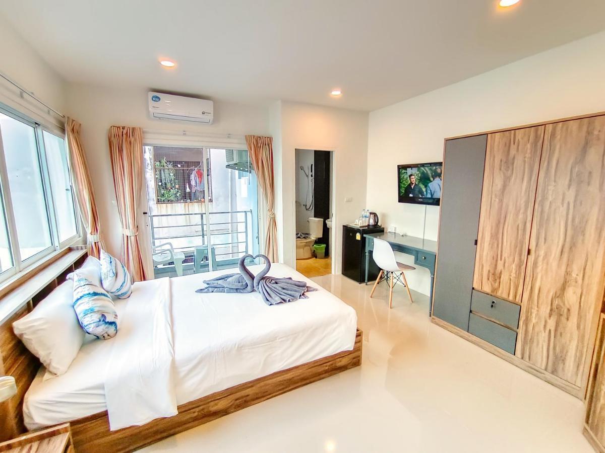 Sailor Hotel Pattaya Esterno foto
