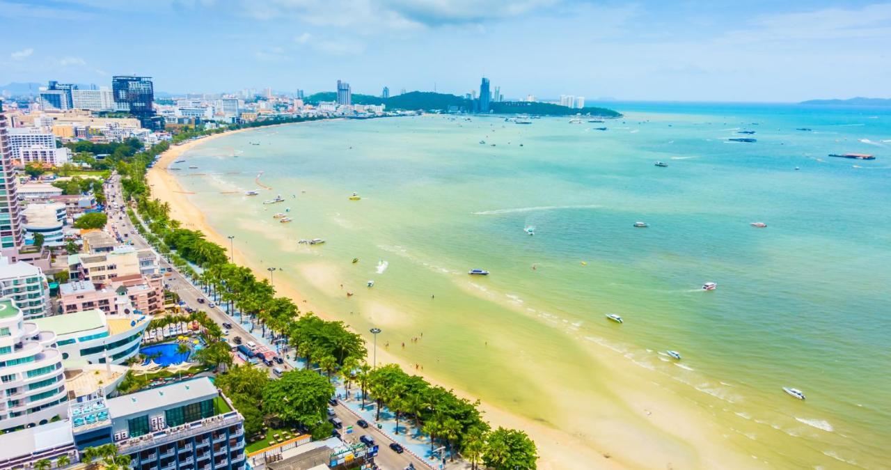 Sailor Hotel Pattaya Esterno foto