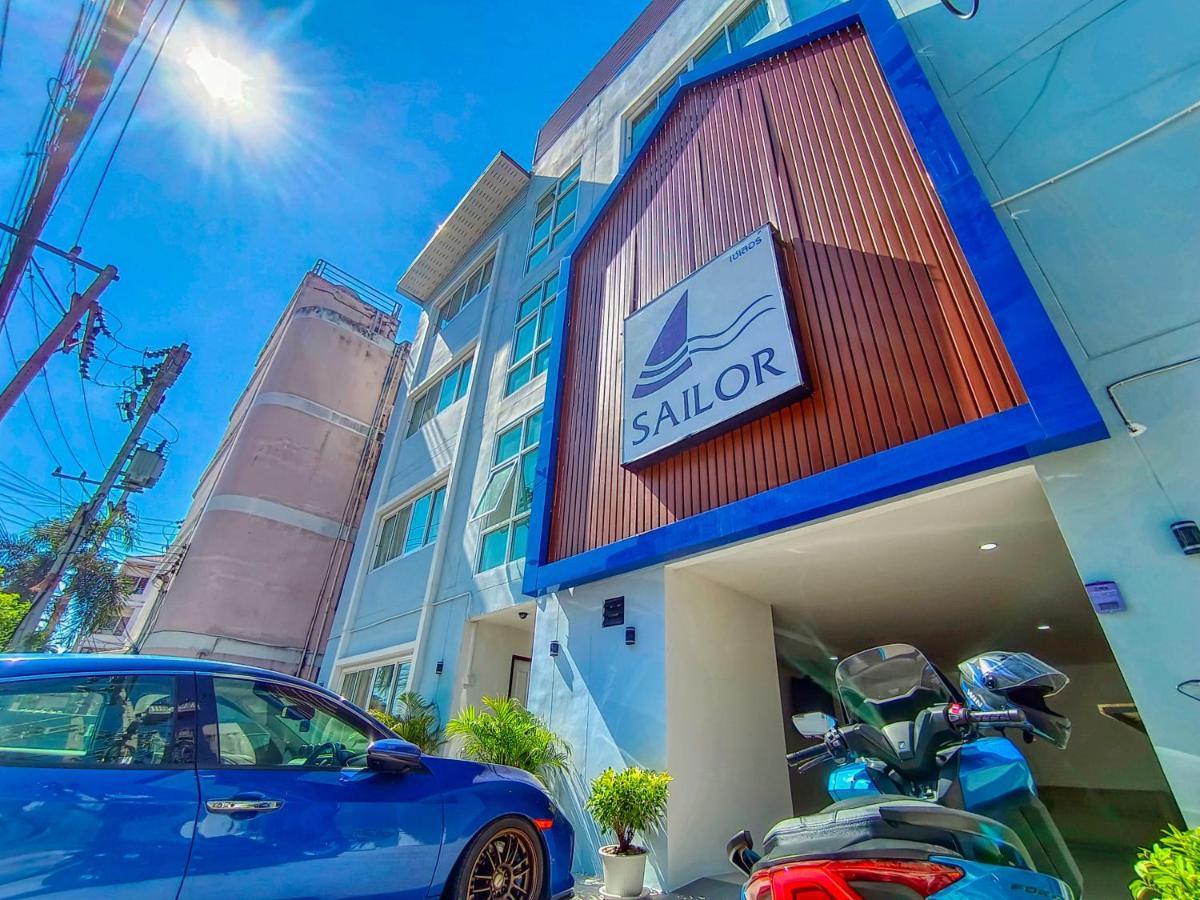 Sailor Hotel Pattaya Esterno foto